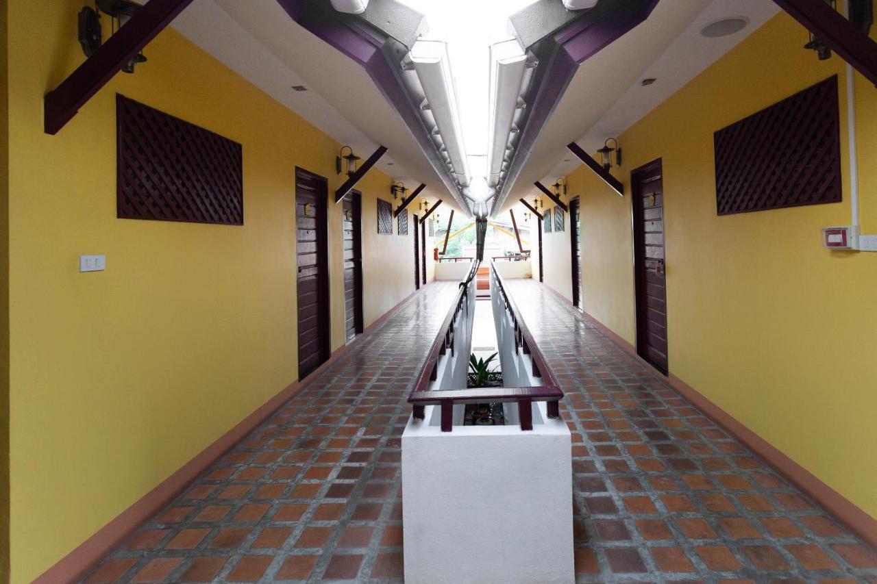 Yellow Tique Hotel Lampang Dış mekan fotoğraf